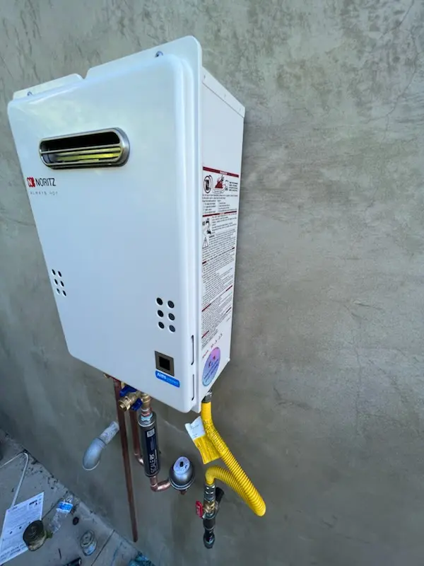 Tankless water heater installation for Deer Run homes
